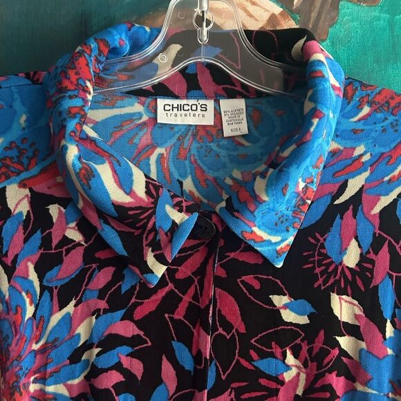 Chico's Bold Blue and Pink Floral Button Down Shirt Size 3 - Picture 15 of 16